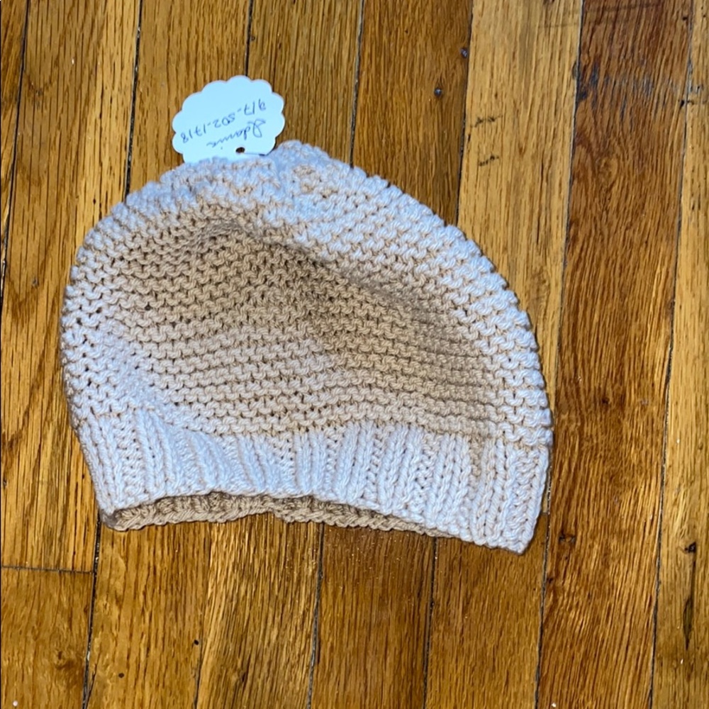 HAT - LANA. - Picture 4 of 4